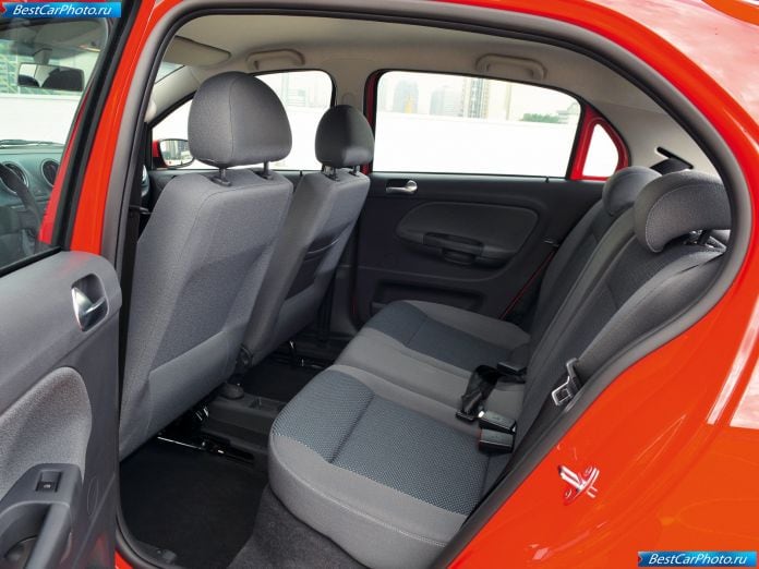 2009 Volkswagen Gol - фотография 11 из 13