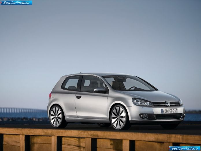 2009 Volkswagen Golf - фотография 14 из 88
