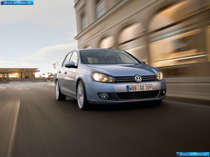 2009 Volkswagen Golf - фотография 17 из 88