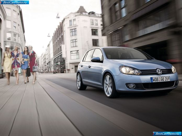 2009 Volkswagen Golf - фотография 18 из 88
