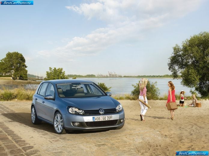 2009 Volkswagen Golf - фотография 22 из 88