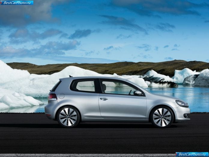 2009 Volkswagen Golf - фотография 25 из 88