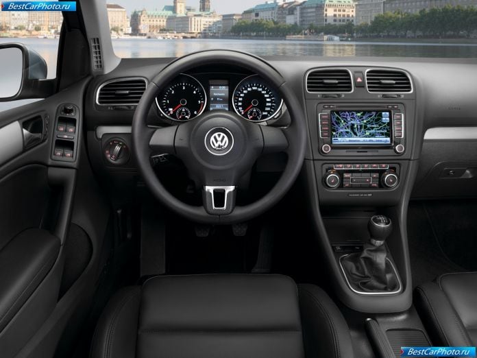 2009 Volkswagen Golf - фотография 68 из 88 2009 Volkswagen Golf - фотография 68 из 88