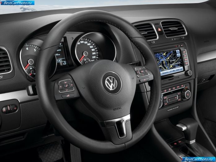 2009 Volkswagen Golf - фотография 69 из 88 2009 Volkswagen Golf - фотография 69 из 88