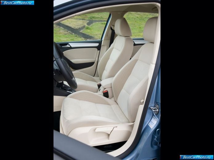 2009 Volkswagen Golf - фотография 74 из 88 2009 Volkswagen Golf - фотография 74 из 88