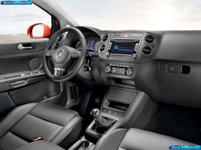 2009 Volkswagen Golf Plus - фотография 16 из 21