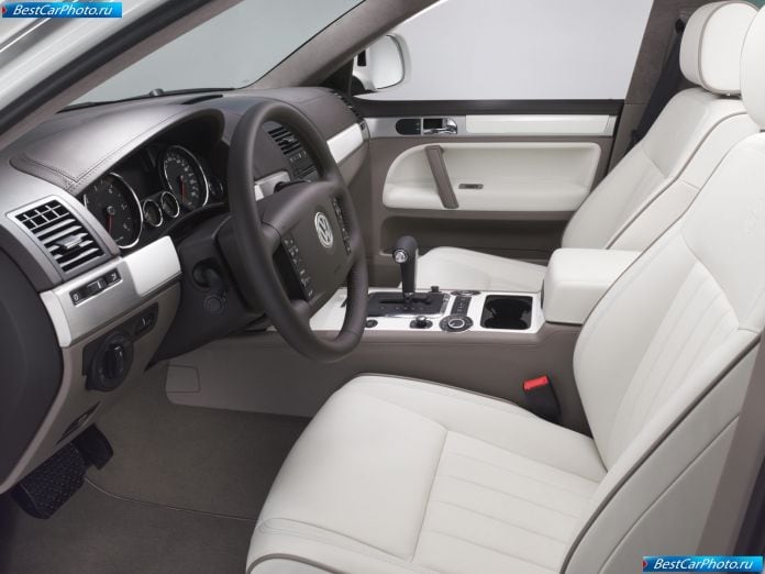2009 Volkswagen Touareg North Sails - фотография 5 из 8 2009 Volkswagen Touareg North Sails - фотография 5 из 8