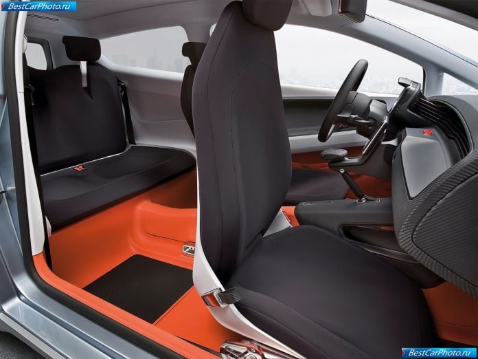 2009 Volkswagen Up Lite Concept - фотография 11 из 27