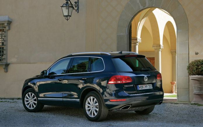 2010 Volkswagen Touareg Hybrid - фотография 6 из 12 2010 Volkswagen Touareg Hybrid - фотография 6 из 12