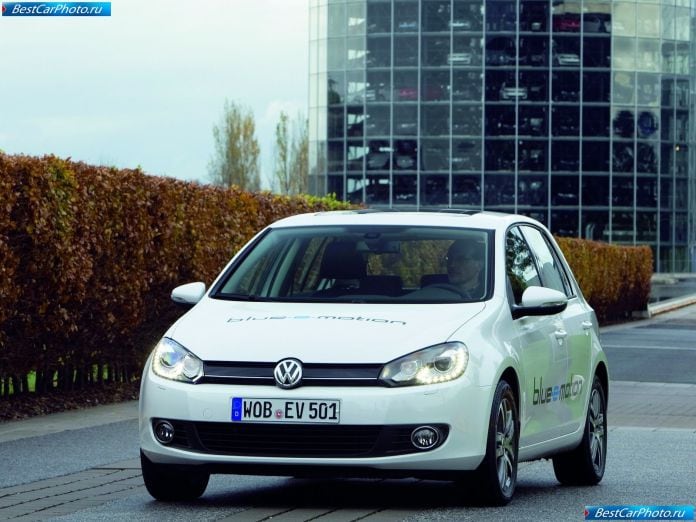 2010 Volkswagen Golf Blue-e-motion Concept - фотография 9 из 25