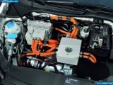 volkswagen_2010-golf_blue-e-motion_concept_1600x1200_025.jpg