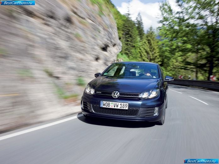 2010 Volkswagen Golf Gtd - фотография 22 из 43