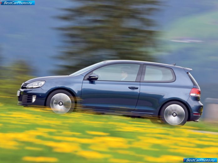 2010 Volkswagen Golf Gtd - фотография 24 из 43