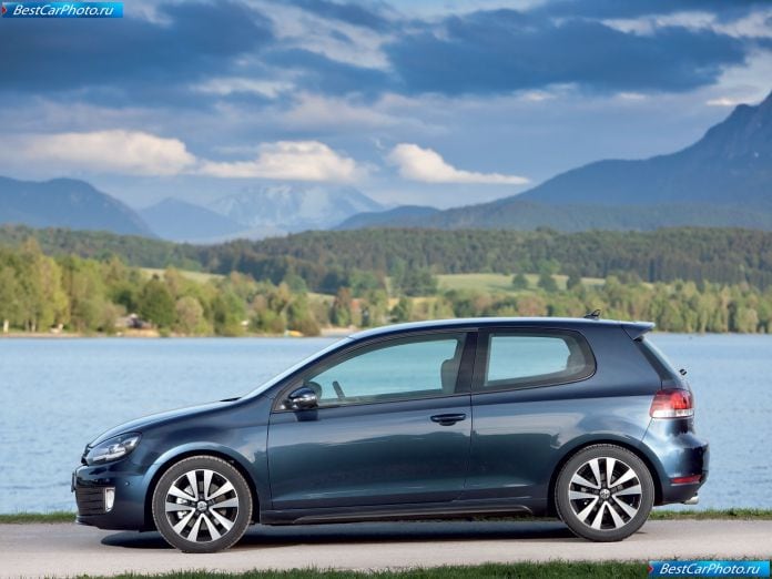 2010 Volkswagen Golf Gtd - фотография 25 из 43