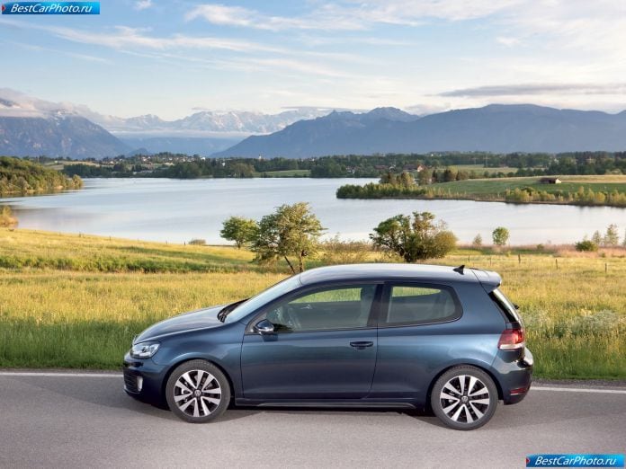 2010 Volkswagen Golf Gtd - фотография 26 из 43