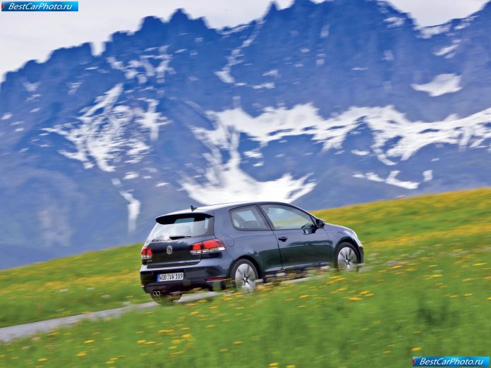 2010 Volkswagen Golf Gtd - фотография 36 из 43