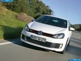 volkswagen_2010-golf_gti_1600x1200_017.jpg