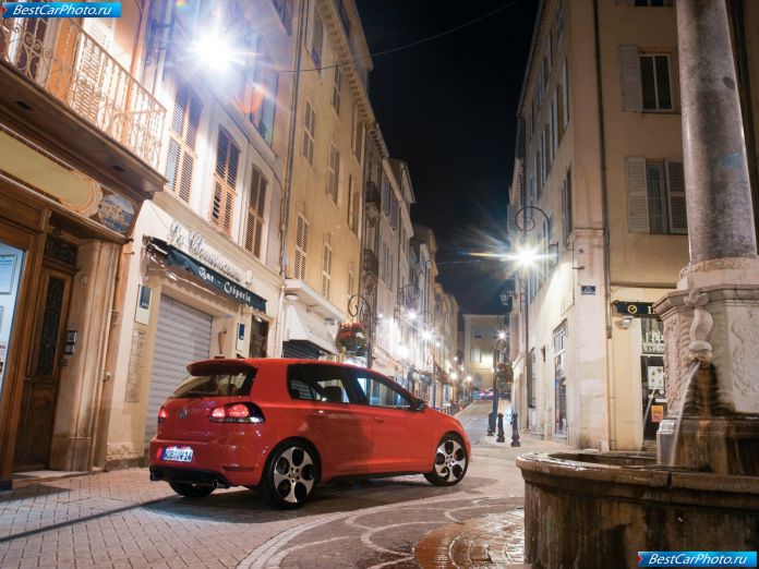 2010 Volkswagen Golf Gti - фотография 31 из 45 2010 Volkswagen Golf Gti - фотография 31 из 45