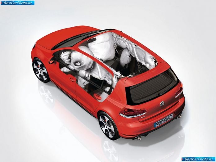 2010 Volkswagen Golf Gti - фотография 41 из 45