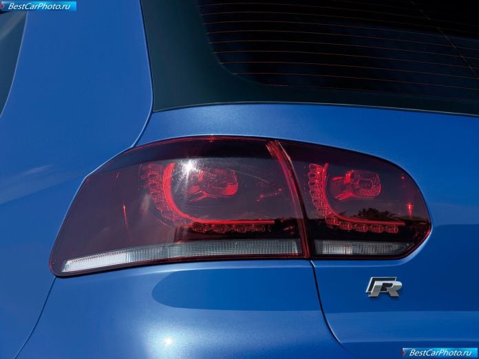 2010 Volkswagen Golf R - фотография 51 из 60 2010 Volkswagen Golf R - фотография 51 из 60