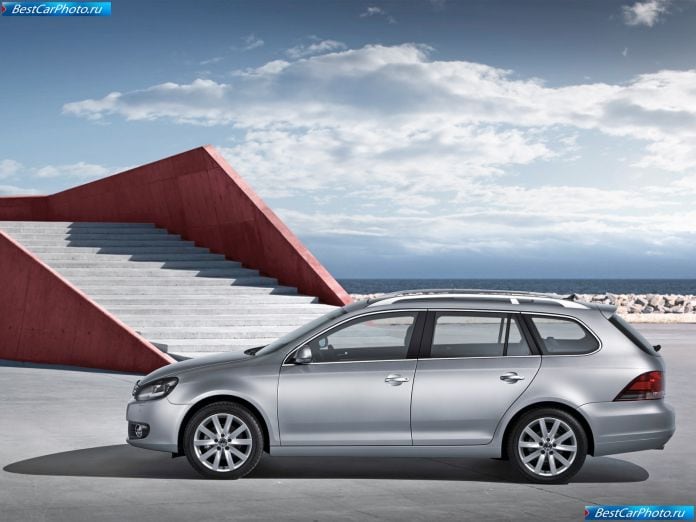 2010 Volkswagen Golf Variant - фотография 14 из 47