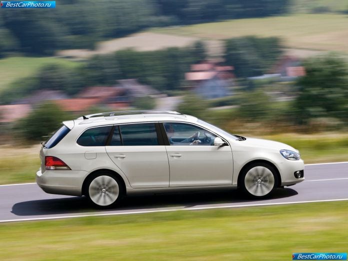 2010 Volkswagen Golf Variant - фотография 16 из 47