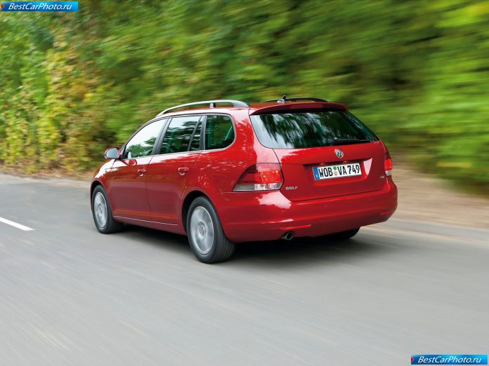 2010 Volkswagen Golf Variant - фотография 21 из 47
