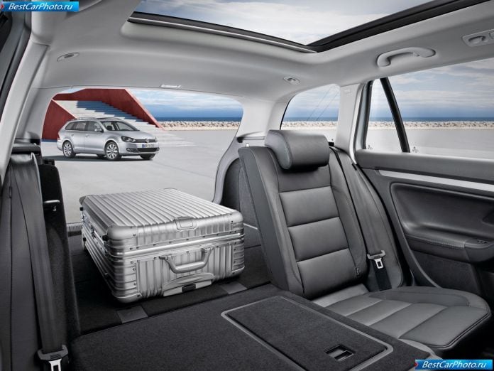 2010 Volkswagen Golf Variant - фотография 29 из 47