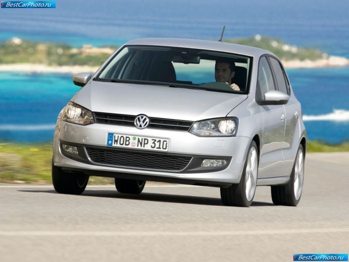 2010 Volkswagen Polo - фотография 1 из 101
