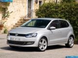 volkswagen_2010-polo_1600x1200_027.jpg