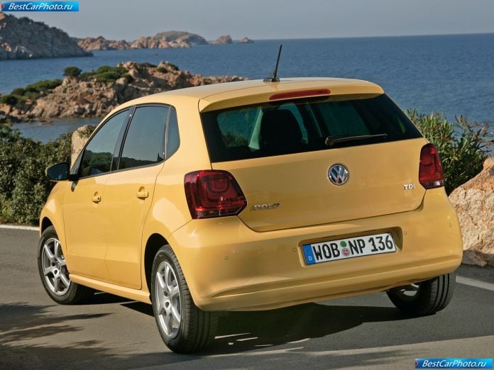 2010 Volkswagen Polo - фотография 50 из 101