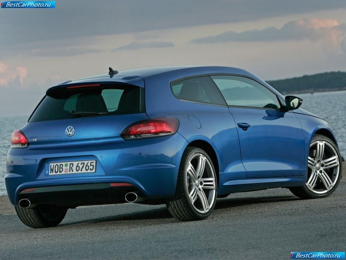 2010 Volkswagen Scirocco R - фотография 19 из 44