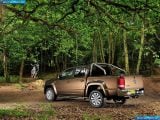 volkswagen_2011-amarok_1600x1200_096.jpg