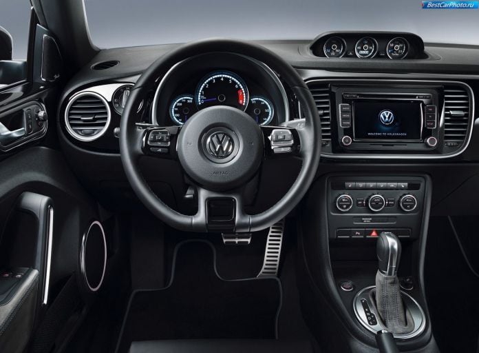 2011 Volkswagen Beetle R Concept - фотография 7 из 8