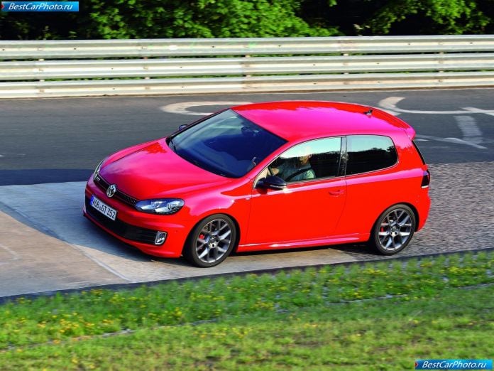2011 Volkswagen Golf Gti Edition 35 - фотография 5 из 12 2011 Volkswagen Golf Gti Edition 35 - фотография 5 из 12