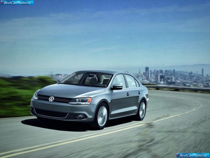 2011 Volkswagen Jetta - фотография 5 из 85