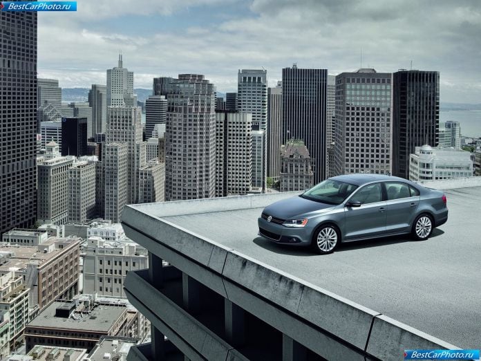 2011 Volkswagen Jetta - фотография 7 из 85 2011 Volkswagen Jetta - фотография 7 из 85