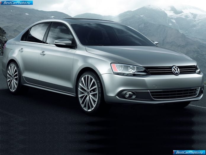 2011 Volkswagen Jetta - фотография 32 из 85