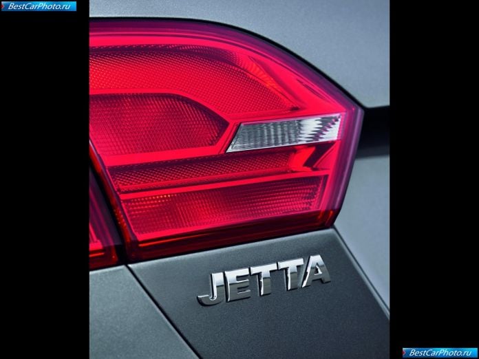 2011 Volkswagen Jetta - фотография 70 из 85