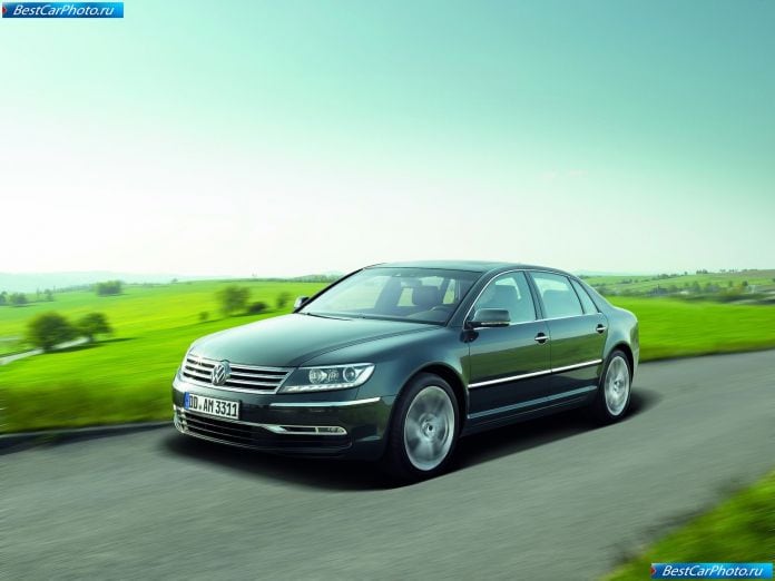 2011 Volkswagen Phaeton - фотография 1 из 47