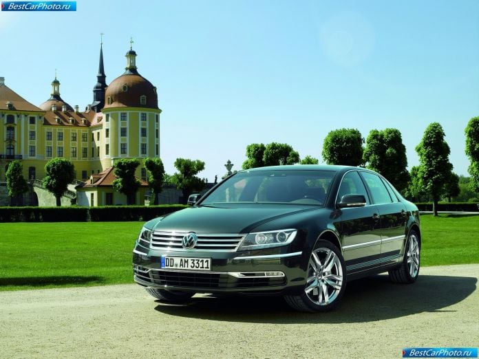 2011 Volkswagen Phaeton - фотография 13 из 47