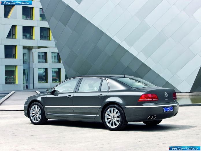 2011 Volkswagen Phaeton - фотография 17 из 47