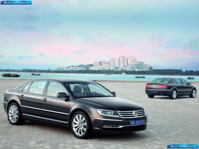2011 Volkswagen Phaeton - фотография 28 из 47