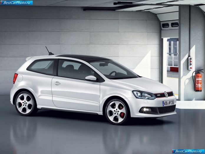 2011 Volkswagen Polo Gti - фотография 6 из 17 2011 Volkswagen Polo Gti - фотография 6 из 17