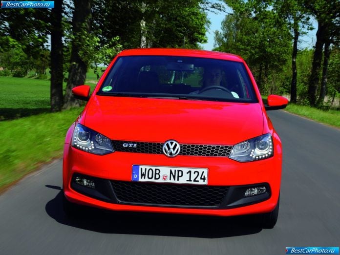 2011 Volkswagen Polo Gti - фотография 12 из 17