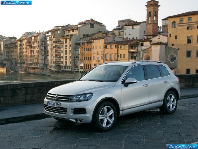 2011 Volkswagen Touareg - фотография 22 из 113