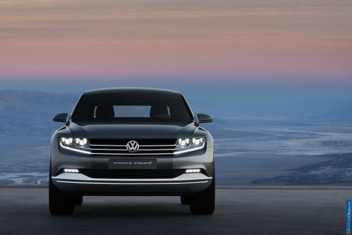 2011 Volkswagen Cross Coupe Concept - фотография 10 из 40