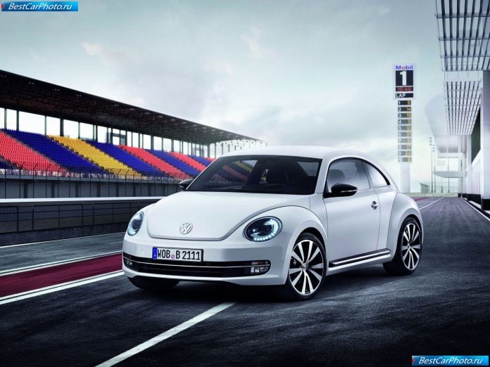 2012 Volkswagen Beetle - фотография 3 из 84