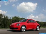 volkswagen_2012-beetle_1600x1200_020.jpg