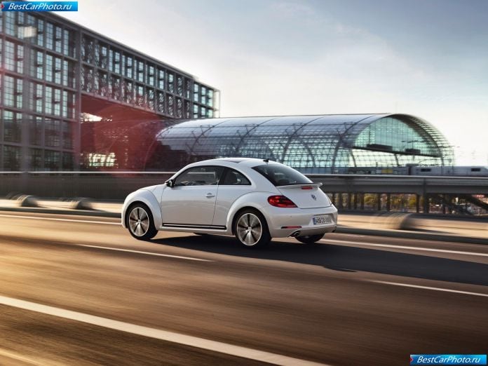 2012 Volkswagen Beetle - фотография 35 из 84 2012 Volkswagen Beetle - фотография 35 из 84